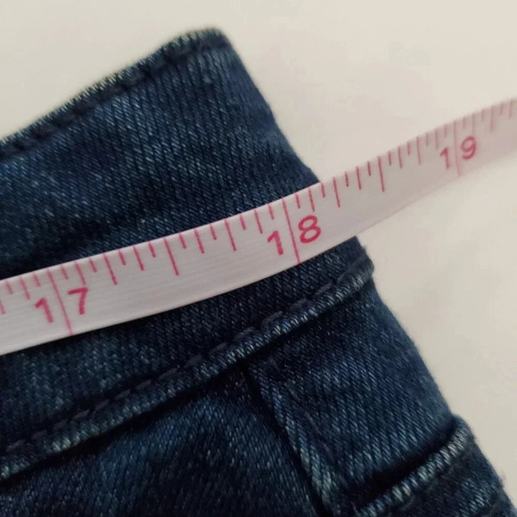 Women's EVY'S TREE Short Denim Skirt Raw Hem Fade Patches SZ 10/12 - Picture 10 of 10